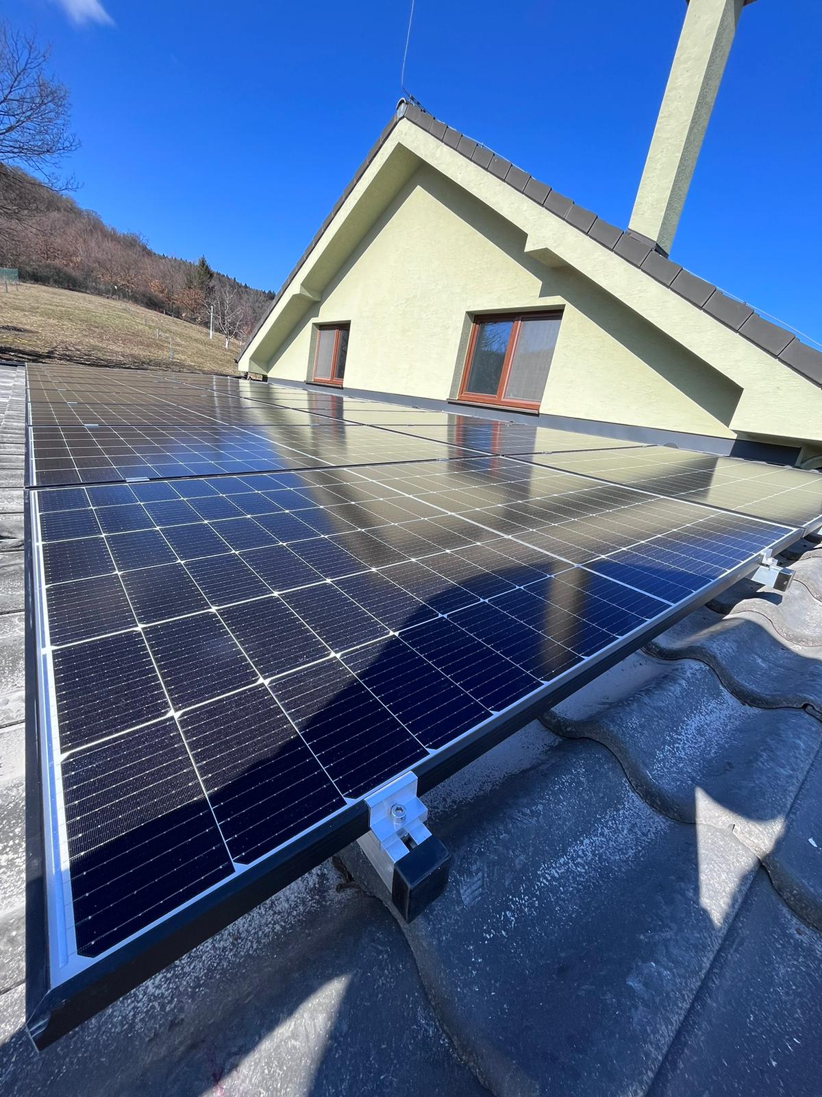 Fotovoltika 9,1 kWp na rodinnom dome v obci Nová Baňa - Štále